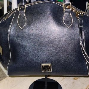 Dooney & Bourke Black Satchel Timeless Elegance